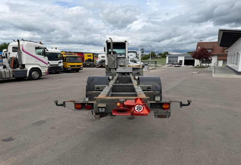 2013 Terberg YT222 4x2 Chassis-Kabine