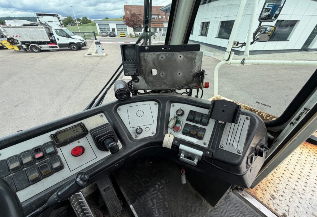 2013 Terberg YT222 4x2 Chassis-Kabine