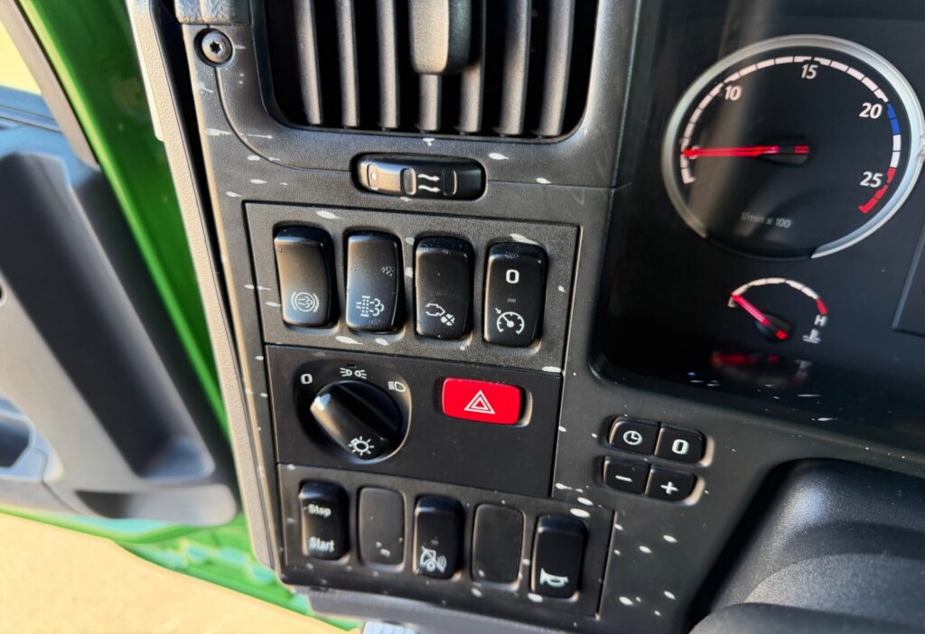 2013 Scania G 440 LB 8x4 Moser