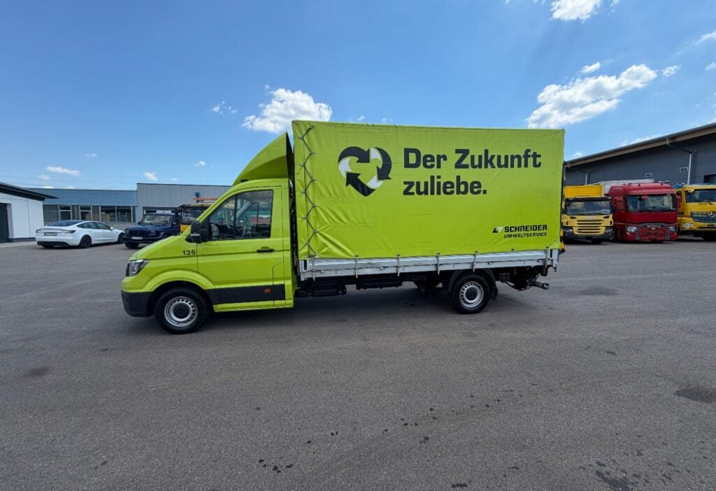 2019 VW Crafter 35 Brücke m. Verdeck + Hebebühne