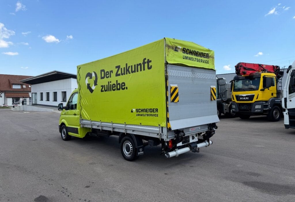 2019 VW Crafter 35 Brücke m. Verdeck + Hebebühne