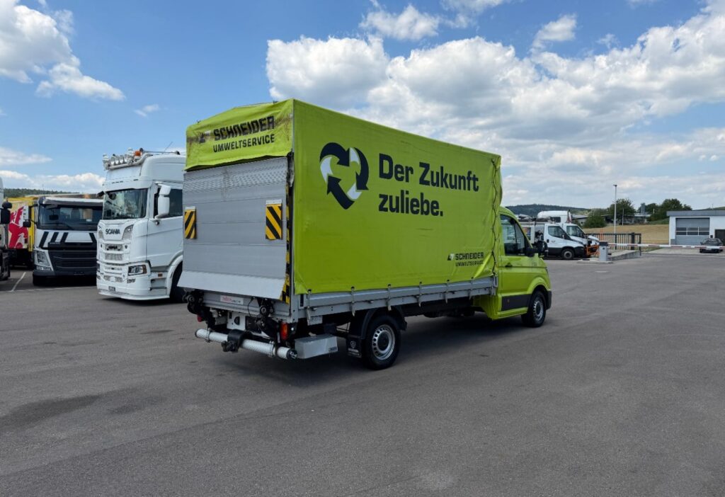 2019 VW Crafter 35 Brücke m. Verdeck + Hebebühne