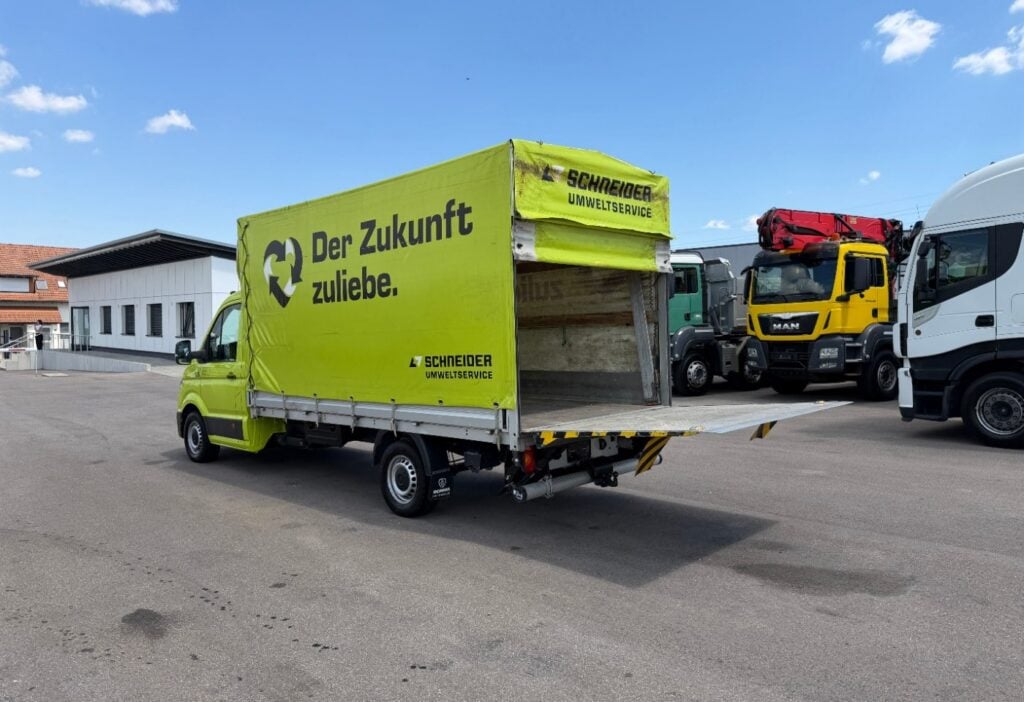 2019 VW Crafter 35 Brücke m. Verdeck + Hebebühne