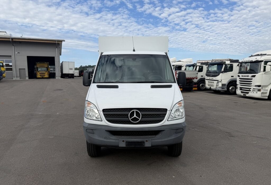 2012 Mercedes-Benz 516 CDI 4x4 Kühlkoffer/HB