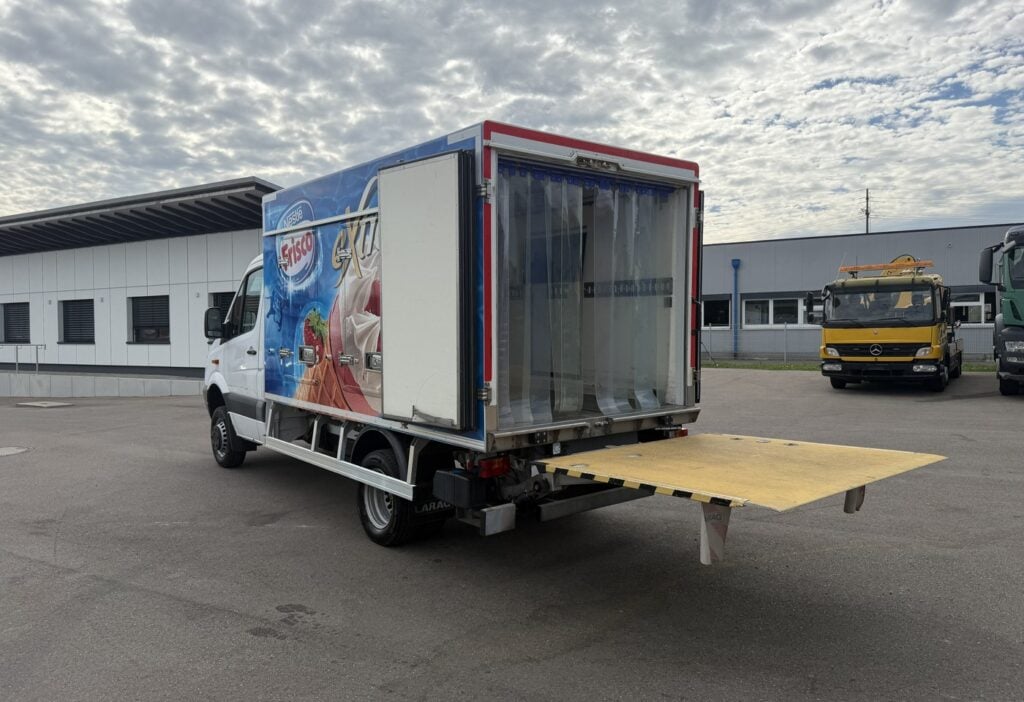 2012 Mercedes-Benz 516 CDI 4x4 Kühlkoffer/HB