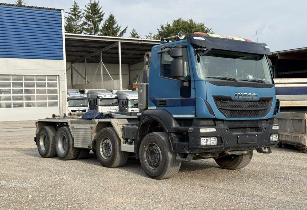 2014 Iveco 340T45 8x4 Trösch
