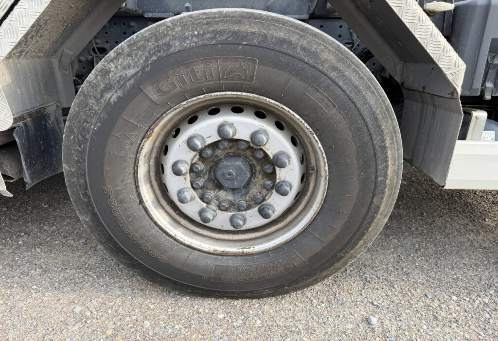 2014 Iveco 340T45 8x4 Trösch