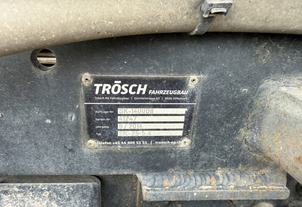 2014 Iveco 340T45 8x4 Trösch