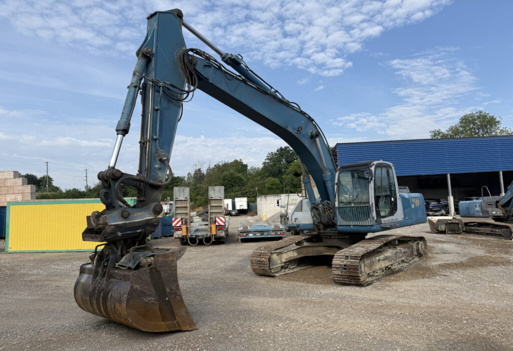 2006 New Holland E 265 Bagger