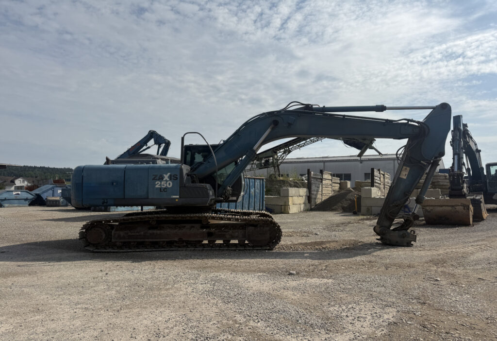 2006 Hitachi ZX250LCN-3