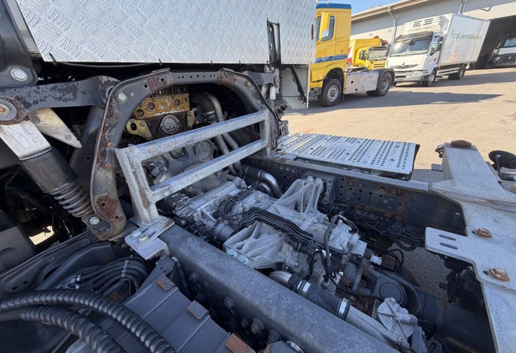 2013 Mercedes-Benz Actros 2545