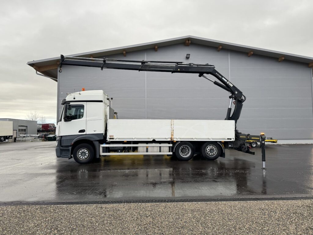 2016 Mercedes Benz Actros 2545 6x2*4 Hiab 244