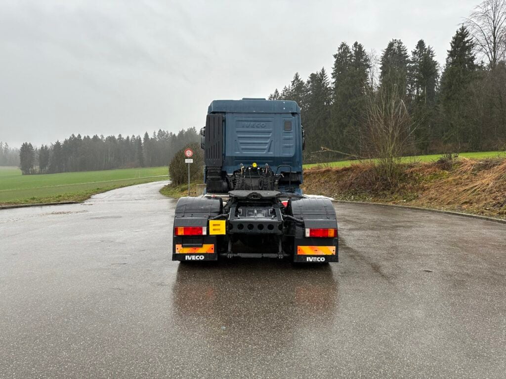 (D) 2016 Iveco 440S56T Stralis Hydraulik