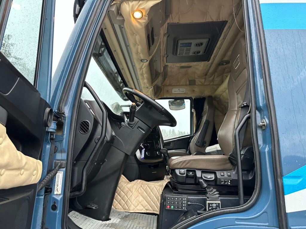 (D) 2016 Iveco 440S56T Stralis Hydraulik