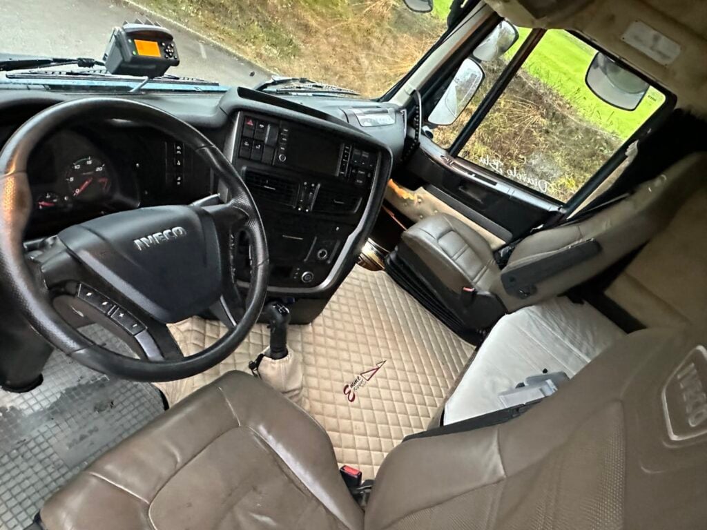 (D) 2016 Iveco 440S56T Stralis Hydraulik