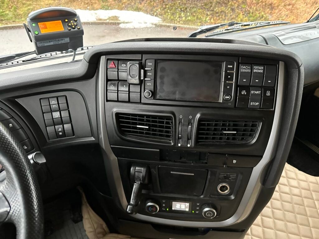 (D) 2016 Iveco 440S56T Stralis Hydraulik