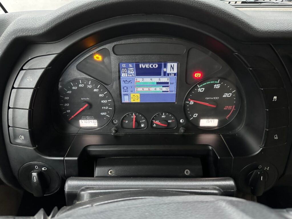 (D) 2016 Iveco 440S56T Stralis Hydraulik