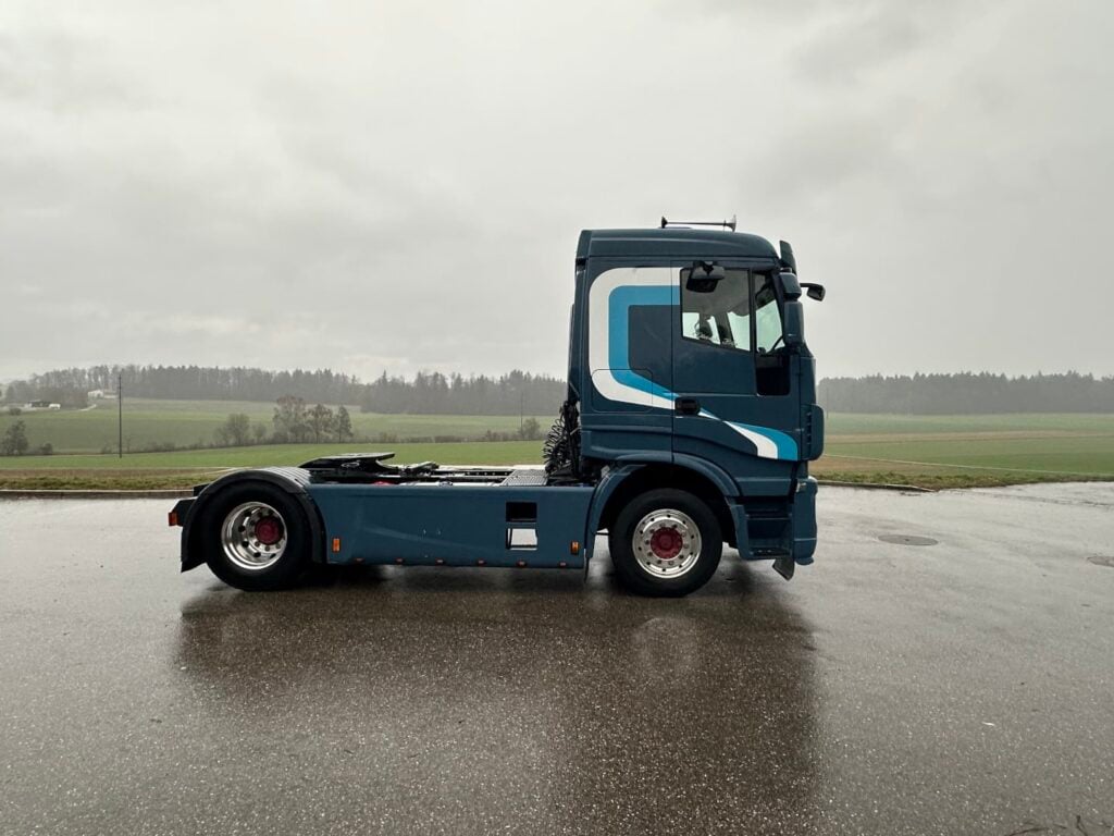 (D) 2016 Iveco 440S56T Stralis Hydraulik