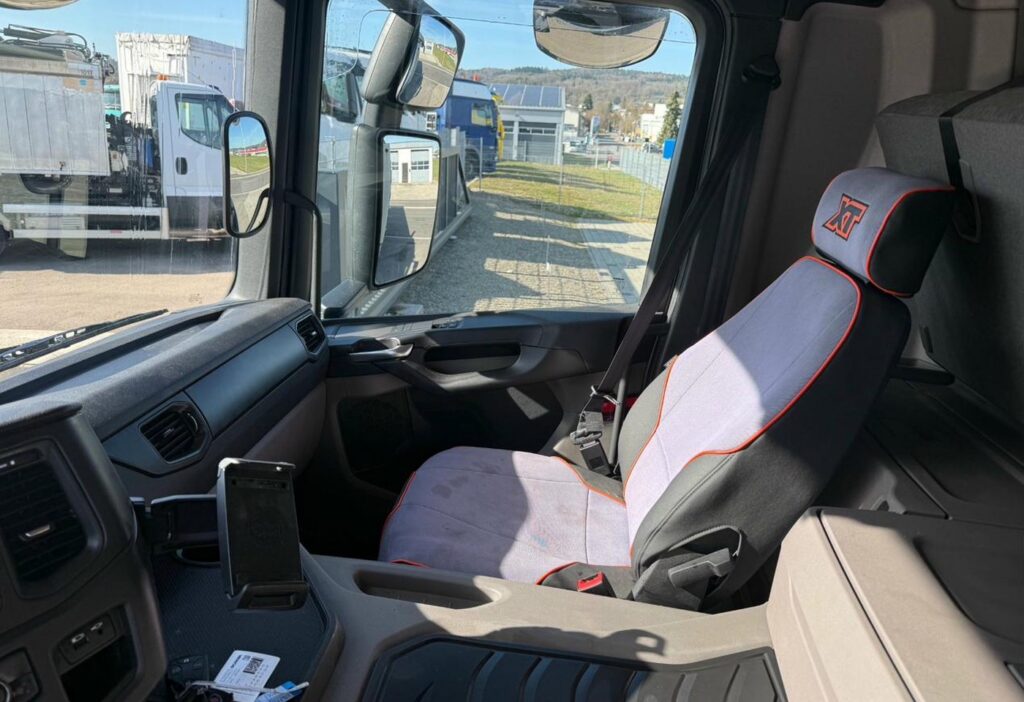 2020 SCANIA P500 10x4*6 Trösch 3SK erste Antriebsachse Schaden