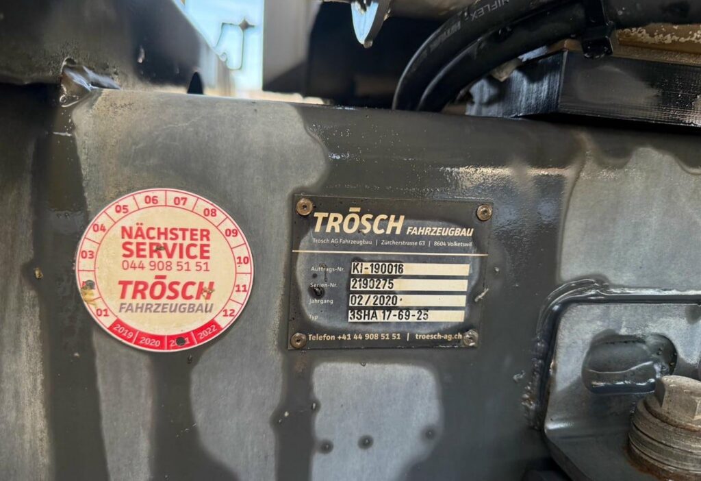 2020 SCANIA P500 10x4*6 Trösch 3SK erste Antriebsachse Schaden