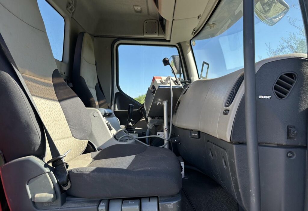 2012 Renault Midlum 300 4x4 Winterdienst