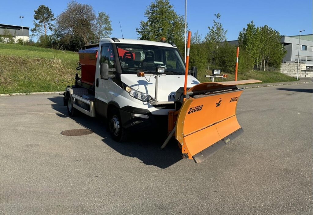 2016 Iveco 70C17H P Haken / Kehricht / WD