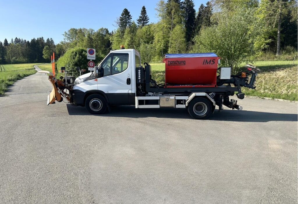 2016 Iveco 70C17H P Haken / Kehricht / WD
