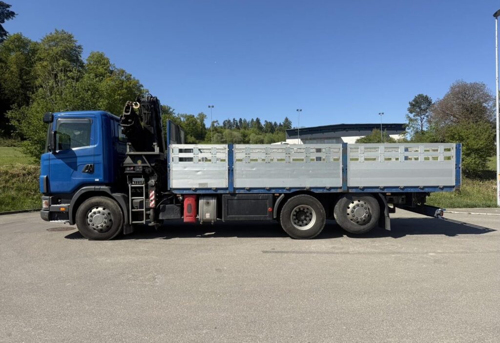 2003 Scania R124 470 6x2*4 HIAB 220 C-4