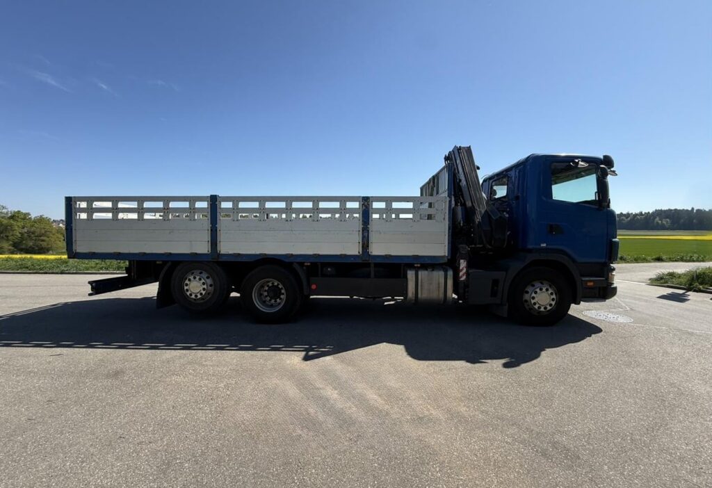 2003 Scania R124 470 6x2*4 HIAB 220 C-4