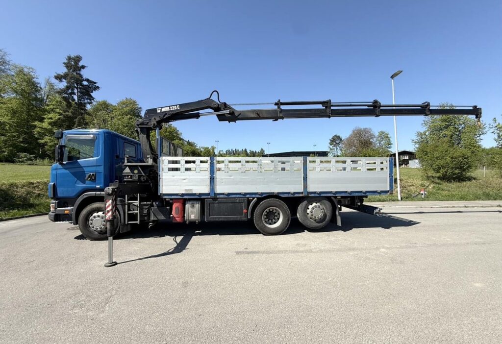 2003 Scania R124 470 6x2*4 HIAB 220 C-4