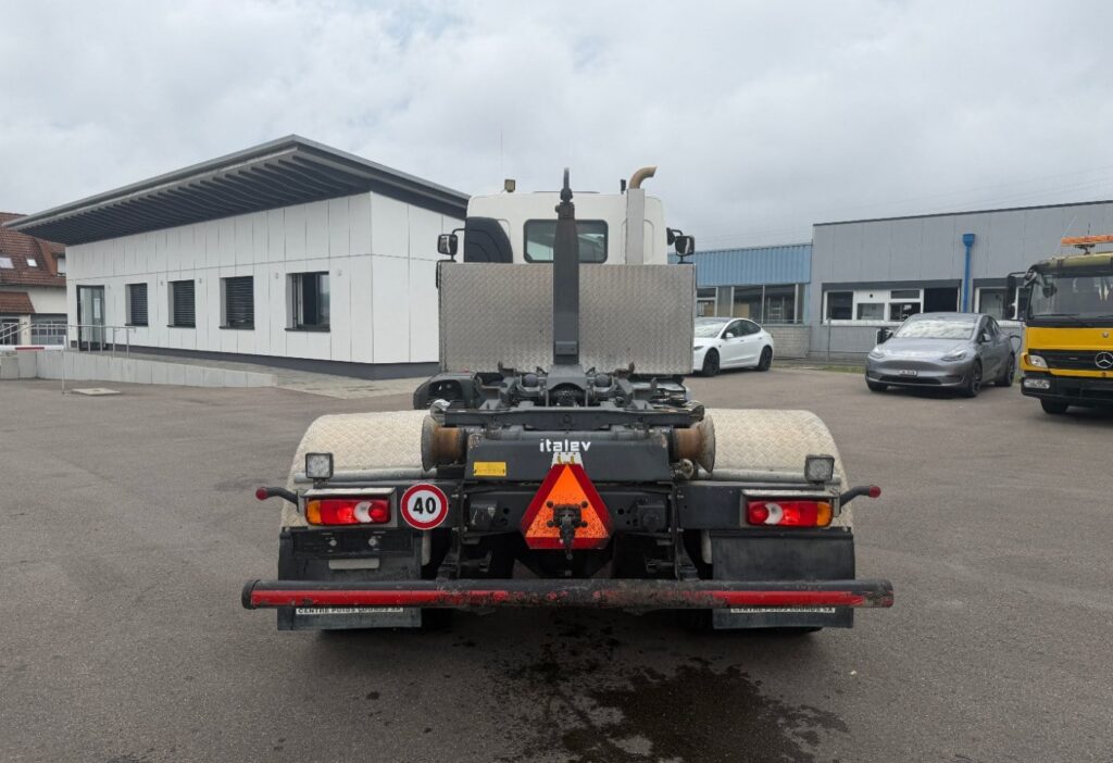 2019 Volvo FL-250 4x2 Abrollkipper 40 km/h