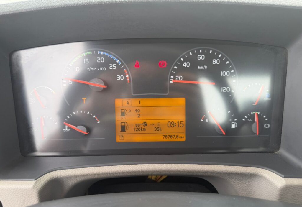 2019 Volvo FL-250 4x2 Abrollkipper 40 km/h
