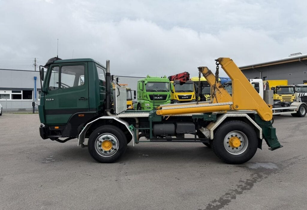 1995 Mercedes-Benz Ecoliner 1524 4x2 Absetzkipper