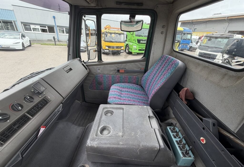 1995 Mercedes-Benz Ecoliner 1524 4x2 Absetzkipper