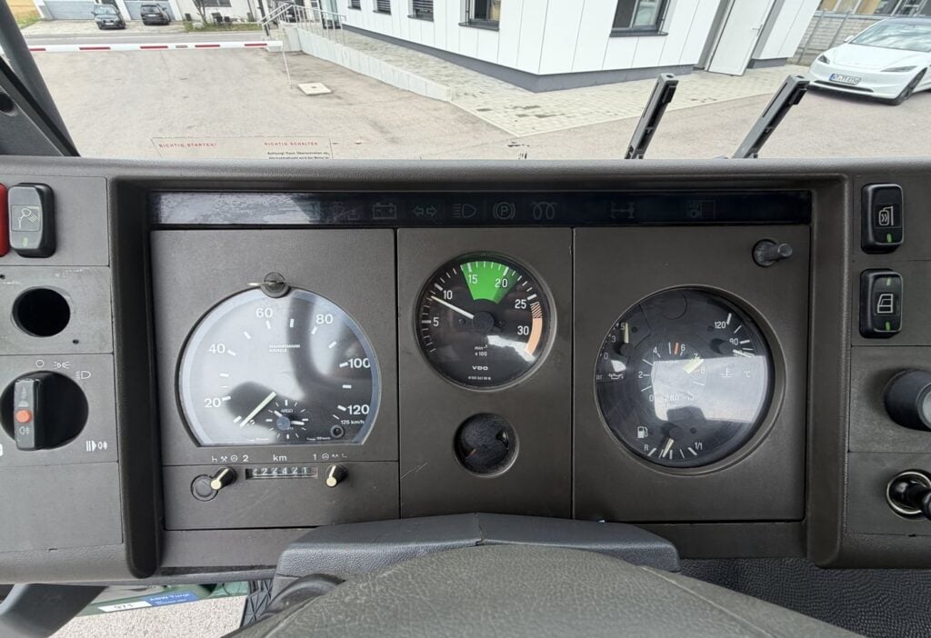 1995 Mercedes-Benz Ecoliner 1524 4x2 Absetzkipper