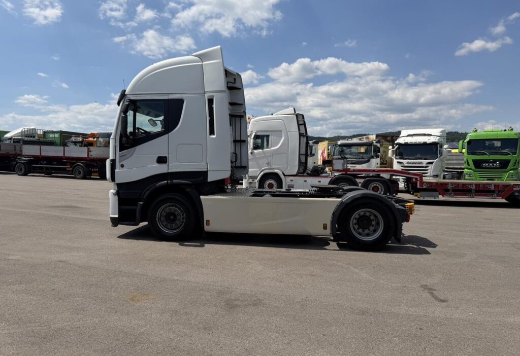 2017 Iveco Stralis 440S48T 4x2