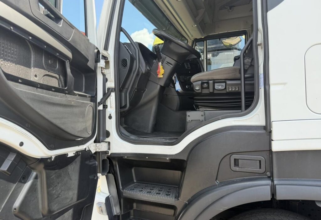 2017 Iveco Stralis 440S48T 4x2