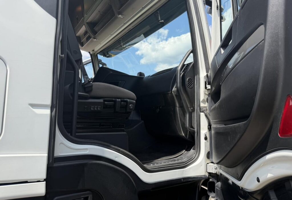 2017 Iveco Stralis 440S48T 4x2
