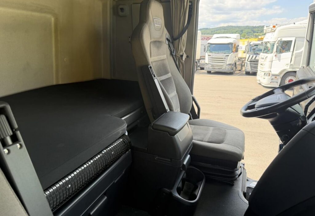 2017 Iveco Stralis 440S48T 4x2