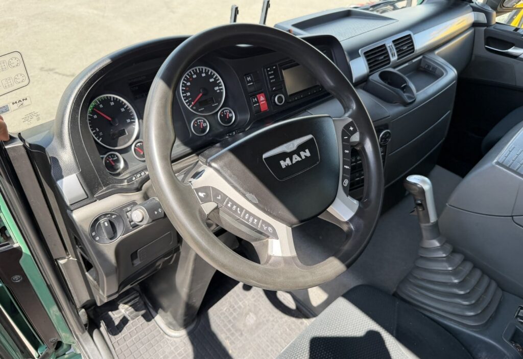 2015 MAN TGS 50.480 10x4 Moser Rockbox