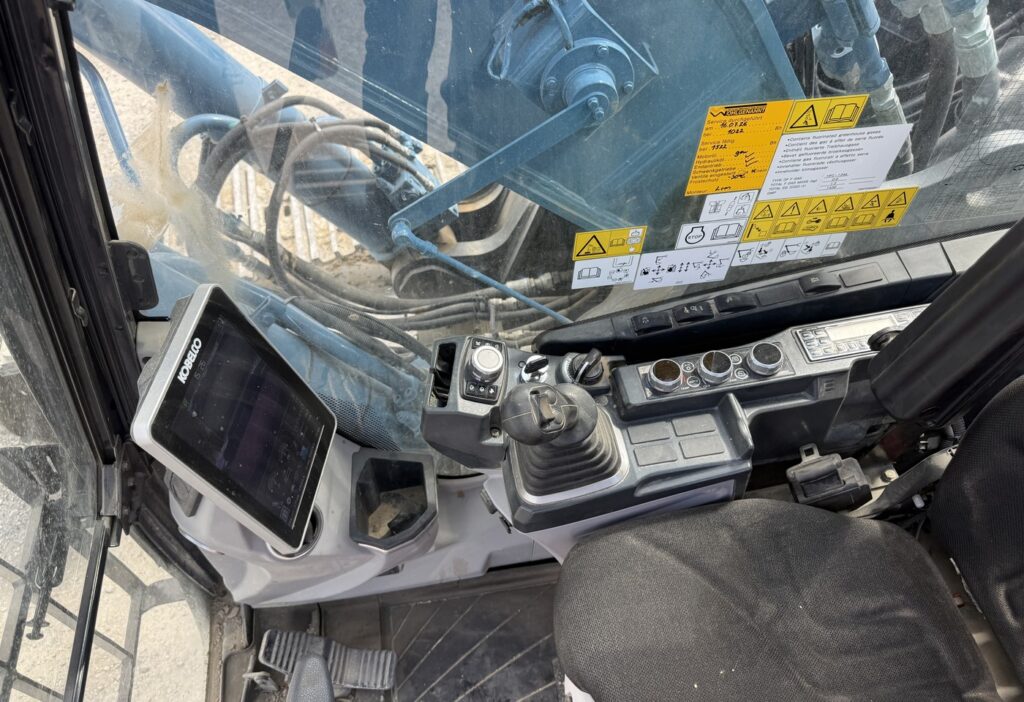 2025 Kobelco SK300NLC-11E