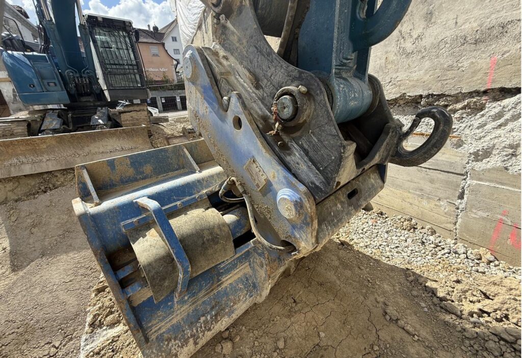 2025 Kobelco SK270SRNLC-7
