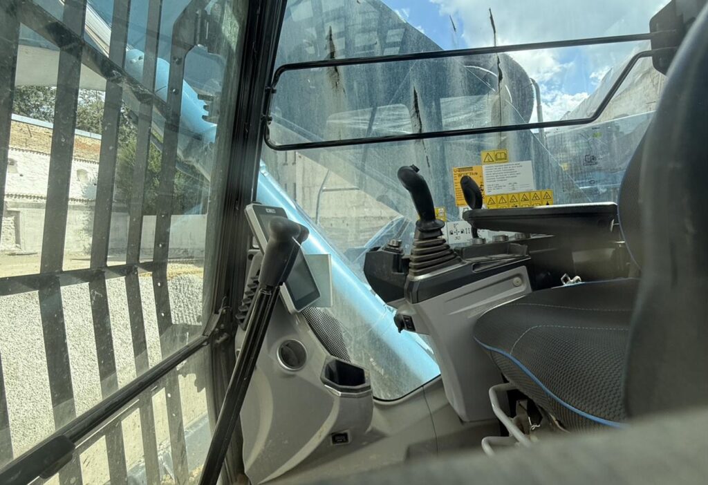 2025 Kobelco SK270SRNLC-7