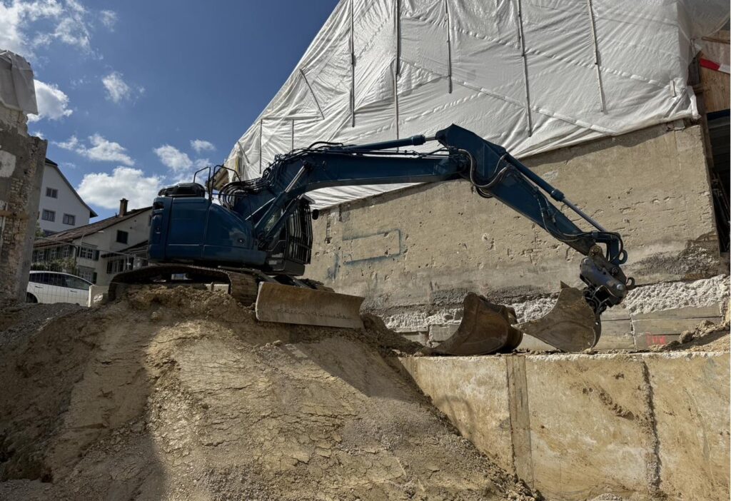 2025 Kobelco SK270SRNLC-7