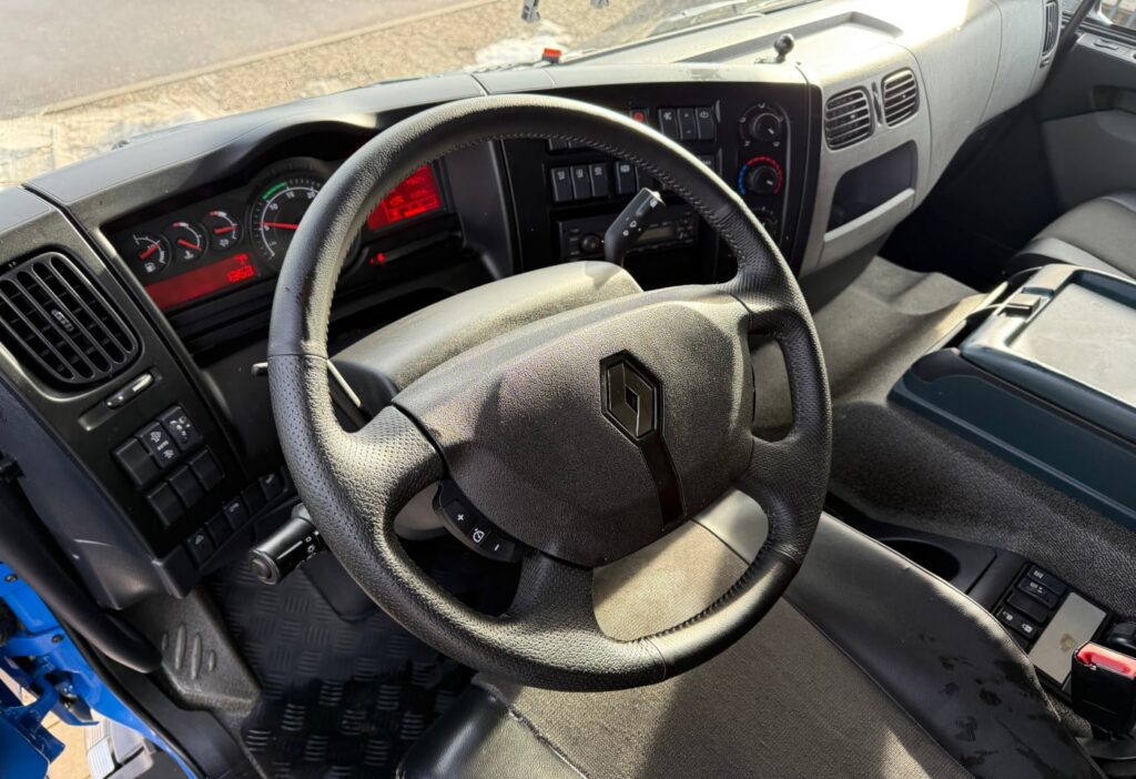 2019 Renault D Wide 18.380 4x2 F135A.22