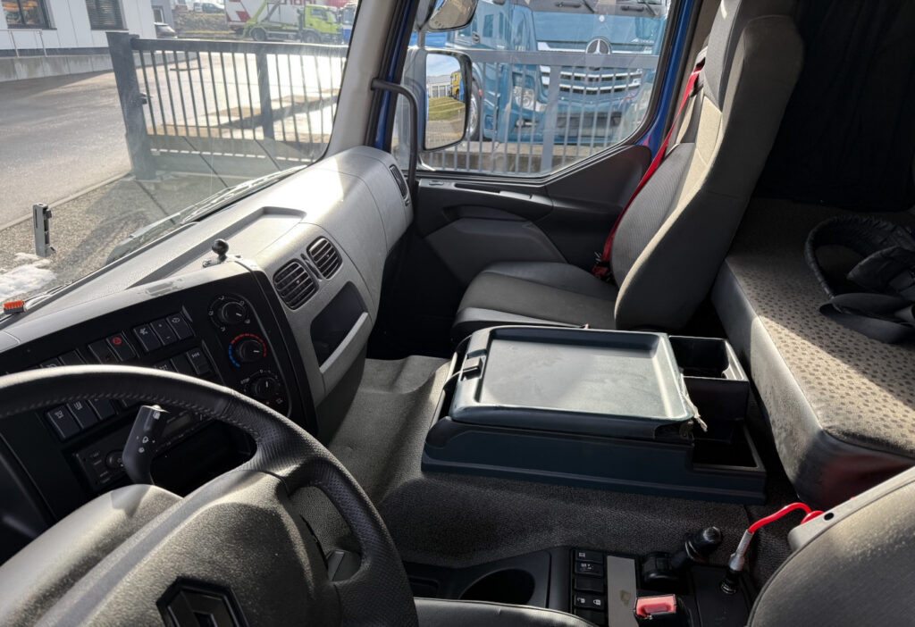 2019 Renault D Wide 18.380 4x2 F135A.22