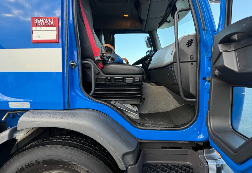 2017 Renault D Wide 18.380 4x2 F130A.22