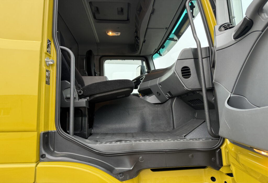 2011 Mercedes-Benz Actros 1855A V8 4x4 PK23002