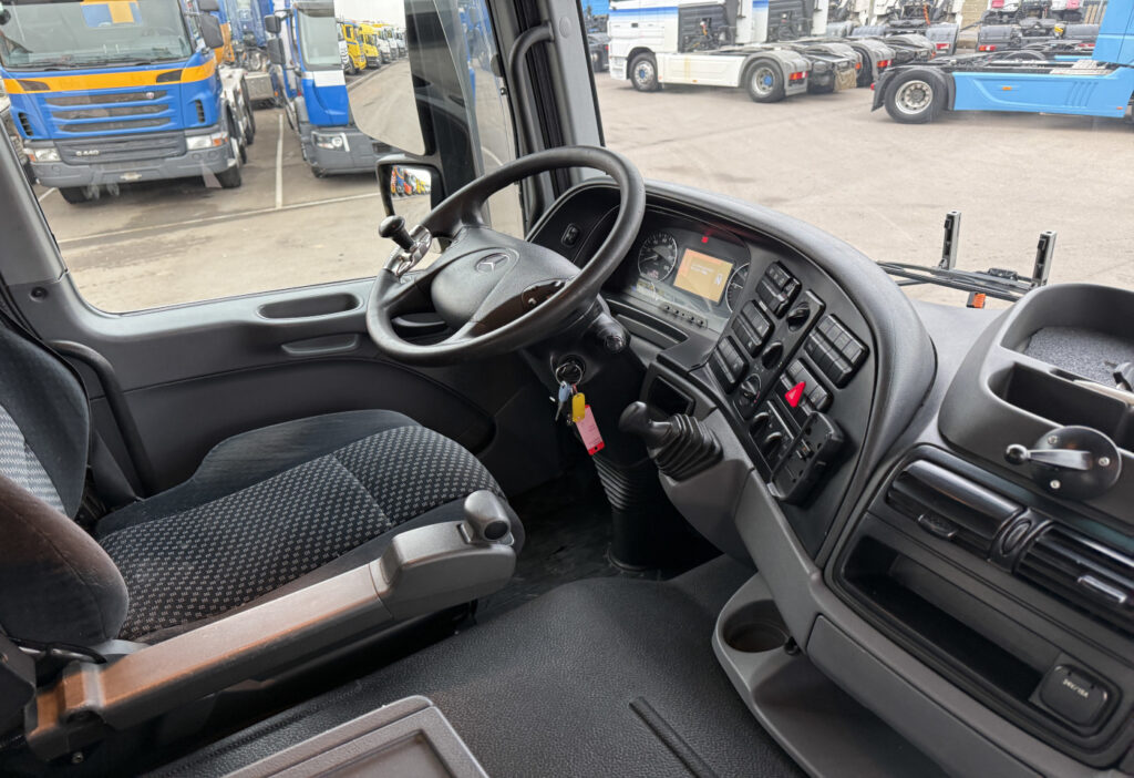2011 Mercedes-Benz Actros 1855A V8 4x4 PK23002