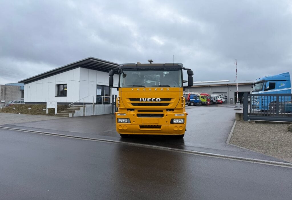2012 Iveco 410T50-5 Trakker 10x4 Fahrgestell